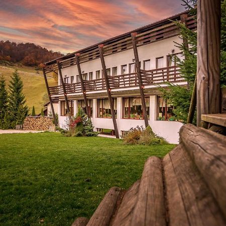 Casa Muntelui Hotell Fundata Eksteriør bilde