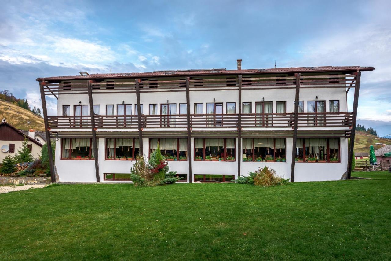 Casa Muntelui Hotell Fundata Eksteriør bilde